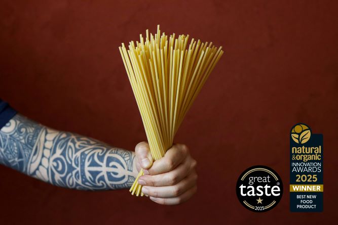 Emilia’s Bucatini Pasta – 20 x 500g